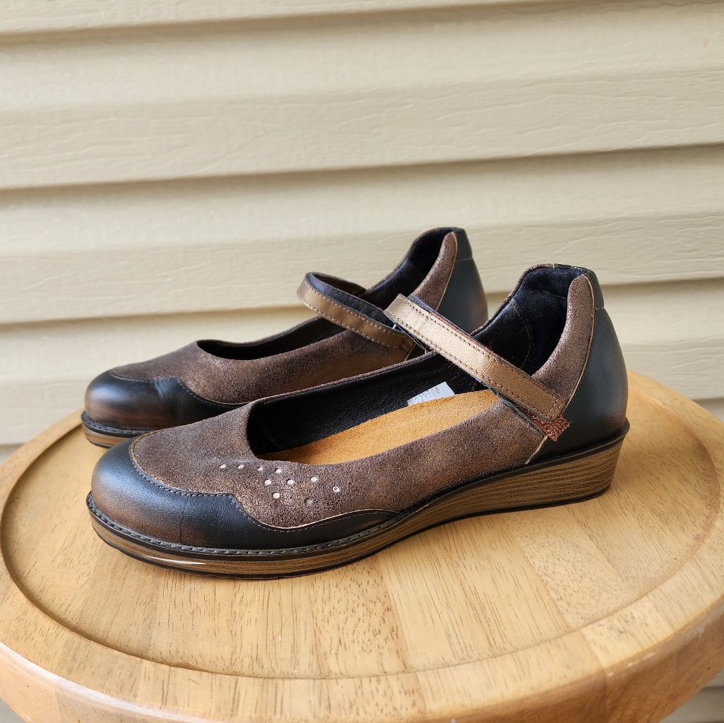 Naot Volcan Brown Sincere Leather Mary Jane Shoes Size 37